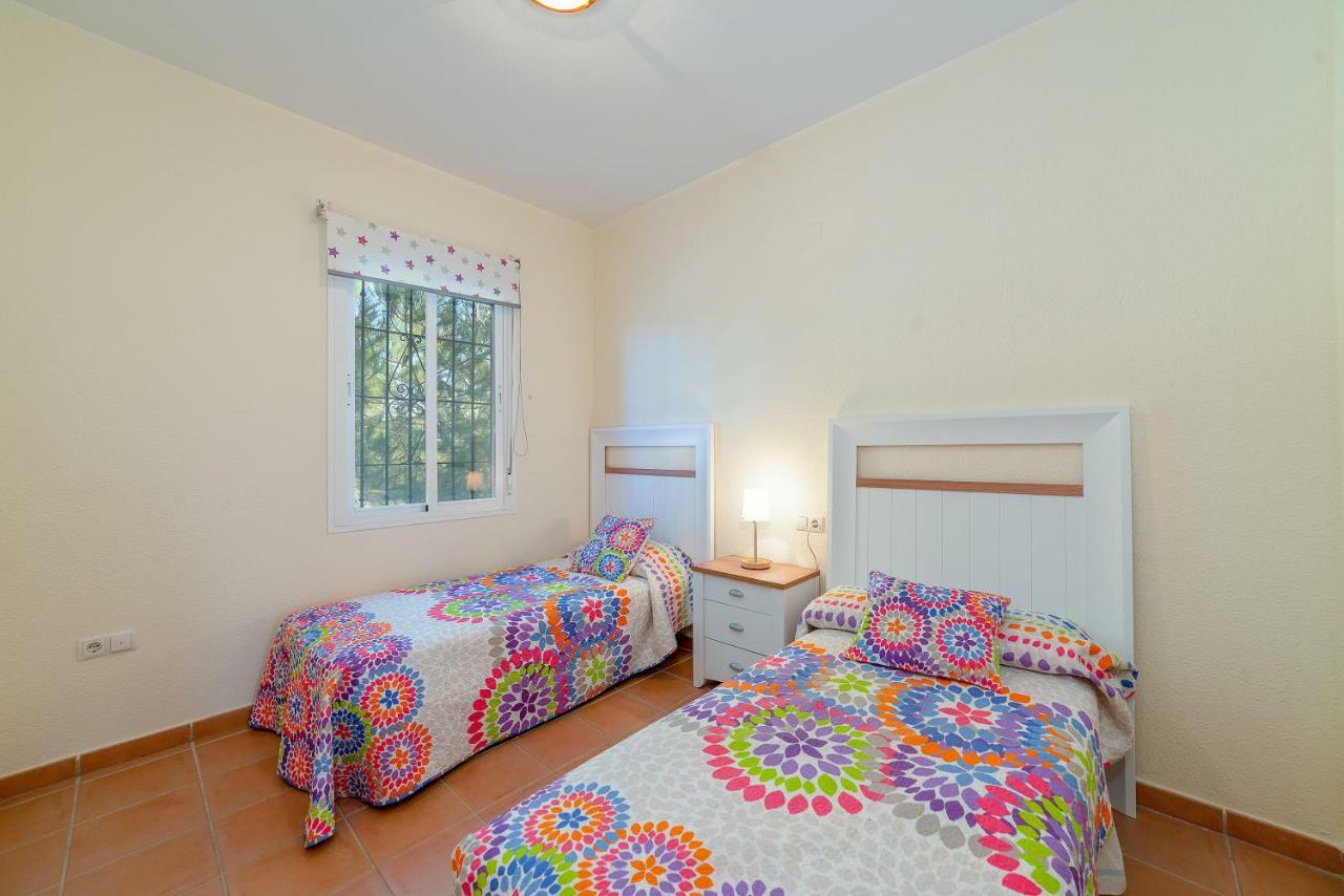 Apartamento En Urbanizacion Hacienda Golf Islantilla Isla Cristina Buitenkant foto